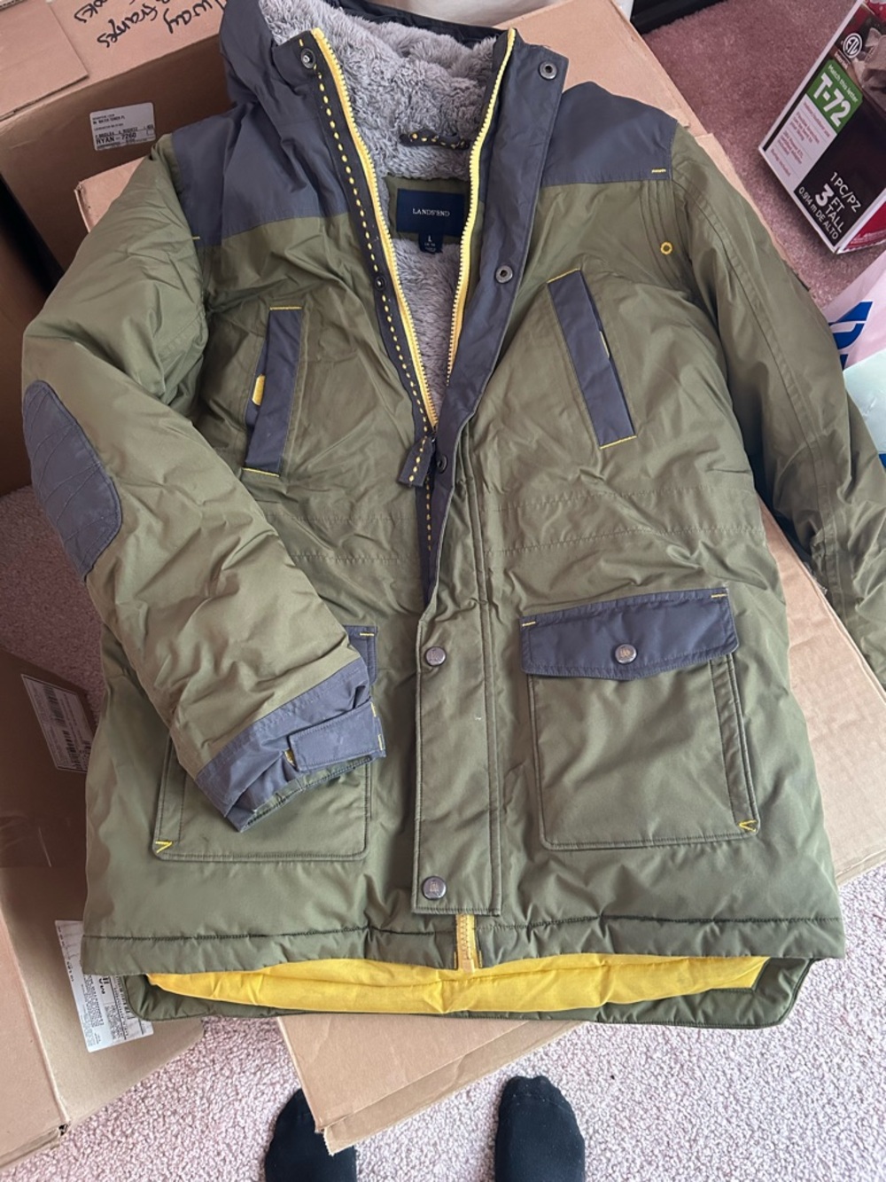 Lands' End Olive Green and Gray Men's Insulated Puffer Jacket with Yellow Trim
